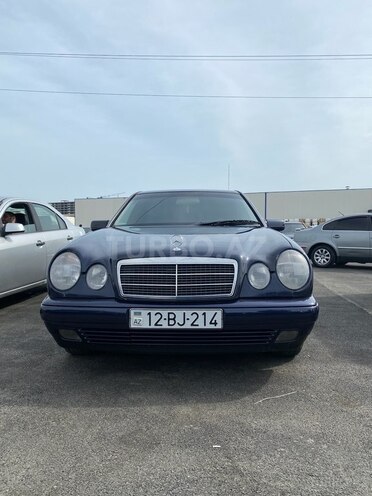 Mercedes E 200 1999, 366,000 km - 2.0 л - Bakı