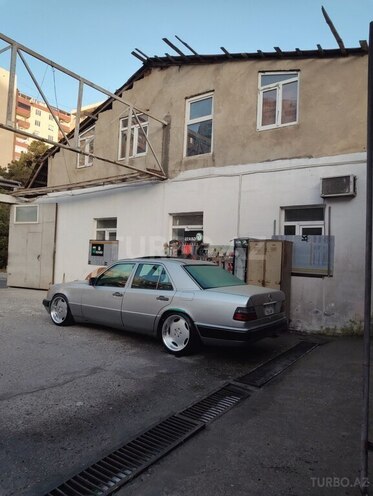 Mercedes E 280 1994, 560,000 km - 2.8 l - Bakı