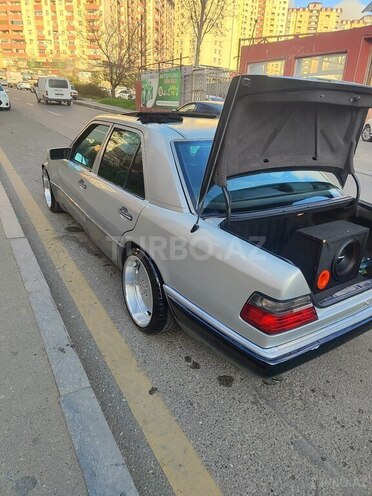 Mercedes E 280 1994, 560,000 km - 2.8 l - Bakı