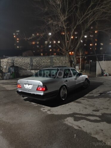 Mercedes E 280 1994, 560,000 km - 2.8 l - Bakı