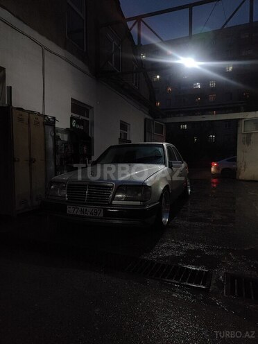 Mercedes E 280 1994, 560,000 km - 2.8 l - Bakı