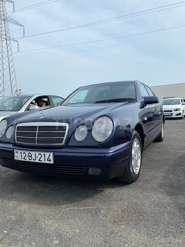 Mercedes E 200 1999, 366,000 km - 2.0 л - Bakı