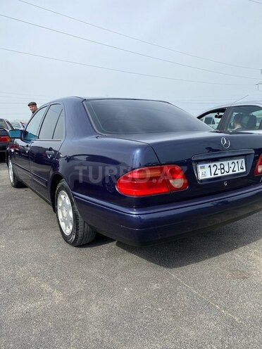 Mercedes E 200 1999, 366,000 km - 2.0 л - Bakı