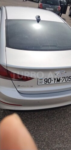 Hyundai Avante 2016, 125,000 km - 1.6 л - Bakı