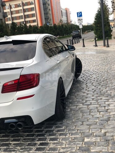 BMW 528 2016, 215,000 km - 0.2 l - Bakı