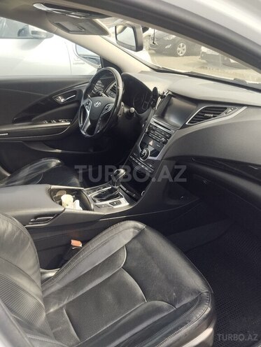 Hyundai Grandeur 2015, 218,000 km - 2.2 л - Bakı