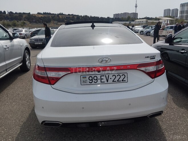 Hyundai Grandeur 2015, 218,000 km - 2.2 л - Bakı