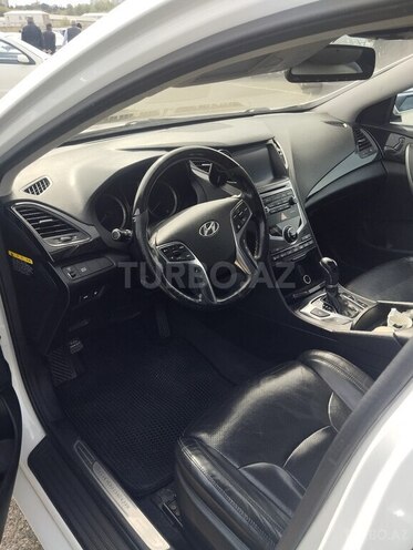 Hyundai Grandeur 2015, 218,000 km - 2.2 л - Bakı