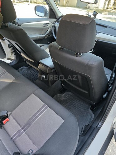 BMW X1 2010, 241,000 km - 2.0 l - Bakı