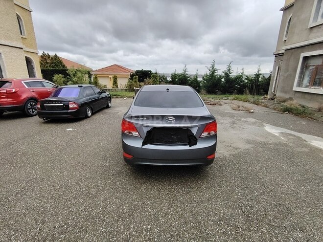 Hyundai Accent 2015, 126,000 km - 1.6 л - Bakı