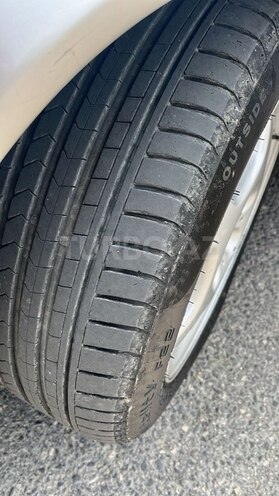 Mercedes E 220 d 2001, 389,000 km - 2.2 l - Bakı