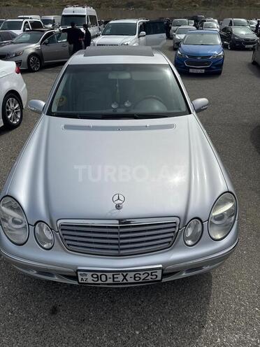 Mercedes E 320 2002, 286,000 km - 3.2 l - Sabirabad
