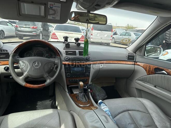Mercedes E 320 2002, 286,000 km - 3.2 l - Sabirabad