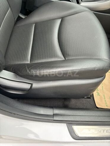 Hyundai Elantra 2015, 47,250 km - 1.6 l - Bakı