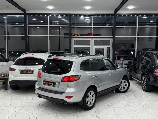 Hyundai Santa Fe-5