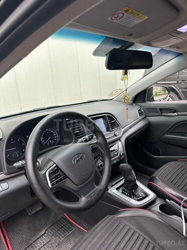 Hyundai Avante 2016, 213,000 km - 1.6 l - Bakı