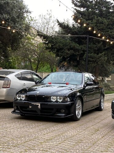 BMW 525 2001, 295,000 km - 2.5 l - Bakı