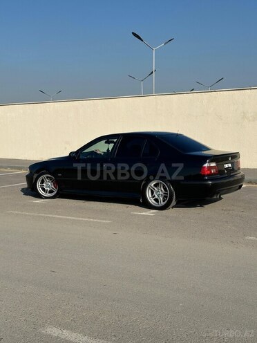 BMW 525 2001, 295,000 km - 2.5 l - Bakı
