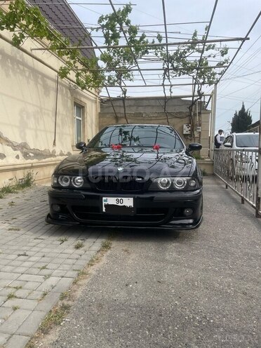 BMW 525 2001, 295,000 km - 2.5 l - Bakı