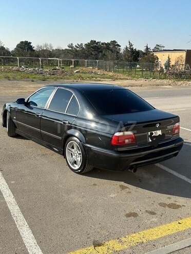 BMW 525 2001, 295,000 km - 2.5 l - Bakı