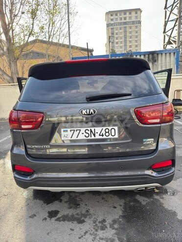 Kia Sorento 2019, 177,000 km - 2.0 l - Bakı