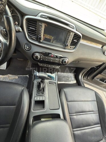 Kia Sorento 2019, 177,000 km - 2.0 l - Bakı