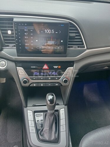 Hyundai Avante 2015, 216,000 km - 1.6 l - Bakı