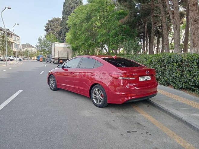 Hyundai Avante 2015, 216,000 km - 1.6 l - Bakı