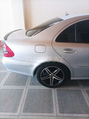 Mercedes E 220 d 2006, 302,000 km - 2.2 l - Bakı