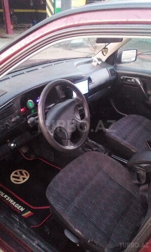 Volkswagen Golf 1995, 333,000 km - 1.8 l - Lənkəran