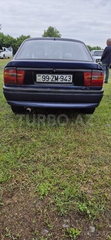 Opel Vectra 1994, 493,335 km - 2.0 l - Zaqatala