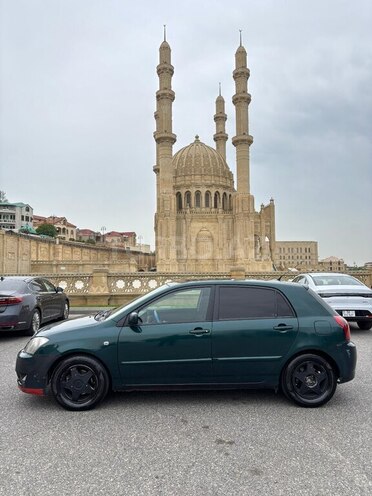 Toyota Corolla 2005, 250,000 km - 1.4 l - Bakı