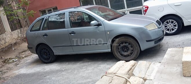 Skoda Fabia 2003, 438,000 km - 1.4 l - Bakı