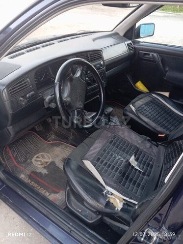 Volkswagen Golf 1994, 649,666 km - 1.6 l - Bakı