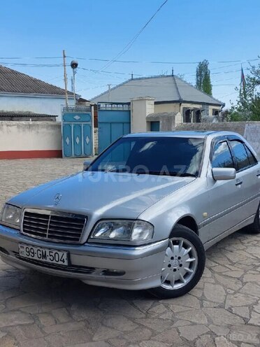 Mercedes C 180 2000, 300,000 km - 1.8 l - Tovuz