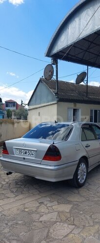 Mercedes C 180 2000, 300,000 km - 1.8 l - Tovuz