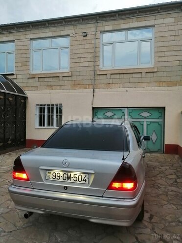 Mercedes C 180 2000, 300,000 km - 1.8 l - Tovuz