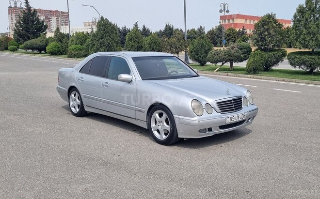 Mercedes E 240 1999, 200,000 km - 2.4 л - Bakı
