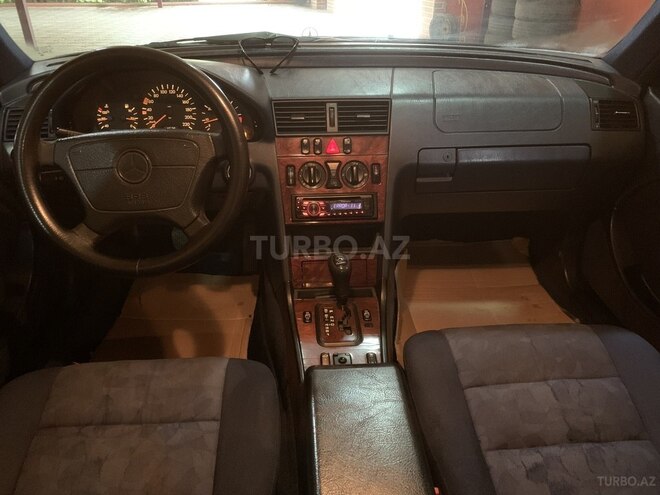Mercedes C 220 d 1999, 262,500 km - 2.2 л - Bakı