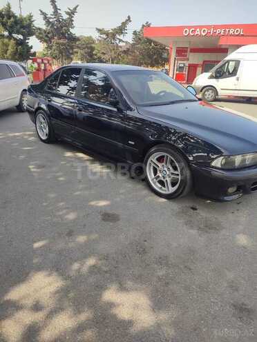 BMW 525 2003, 300,000 km - 2.5 l - Bakı