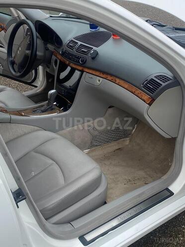 Mercedes E 320 2002, 370,000 km - 3.2 л - Ucar