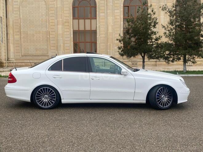 Mercedes E 320 2002, 370,000 km - 3.2 л - Ucar
