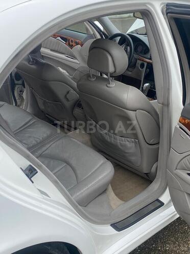 Mercedes E 320 2002, 370,000 km - 3.2 л - Ucar