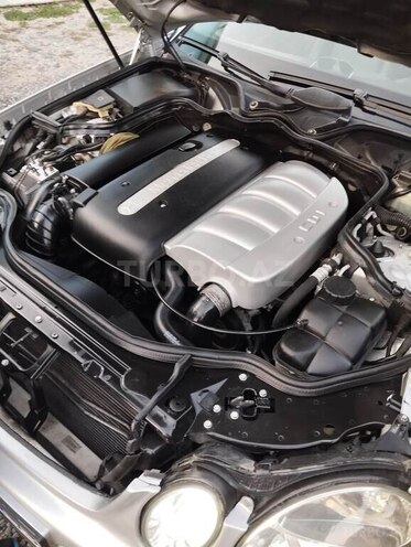 Mercedes E 220 d 2002, 169,943 km - 2.2 л - Neftçala
