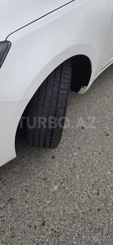 Kia K7-4