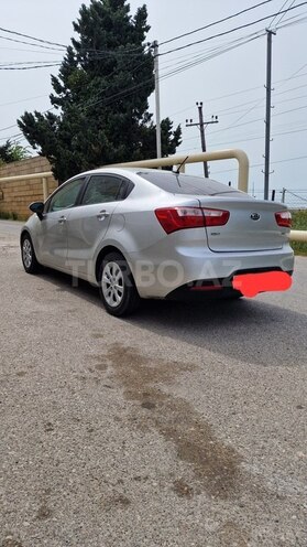 Kia Rio 2014, 240,000 km - 1.6 l - Bakı