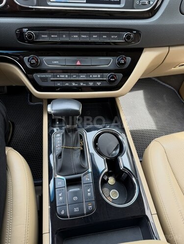 Kia Carnival 2018, 108,000 km - 2.2 l - Bakı