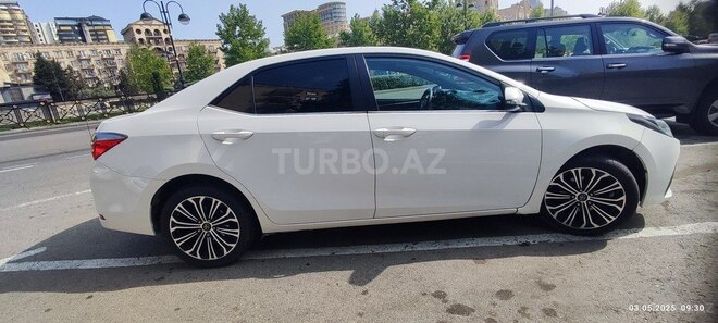Toyota Corolla 2019, 143,500 km - 1.4 l - Bakı