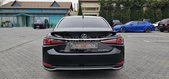 Lexus ES 300h 2023, 15,000 km - 2.5 л - Bakı