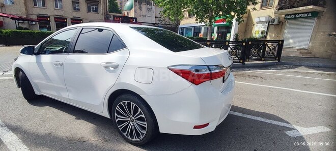 Toyota Corolla 2019, 143,500 km - 1.4 l - Bakı